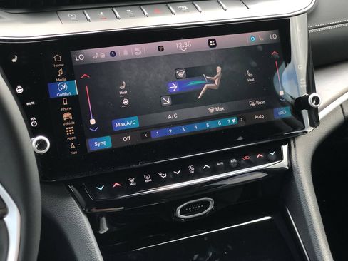 New 2026 Jeep Grand Cherokee Limited image 23