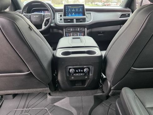 Used 2023 Chevrolet Tahoe Z71 w/ Luxury Package AWD/4WD image 18