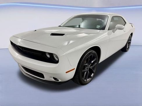 Used 2021 Dodge Challenger SXT w/ Blacktop Package image 4
