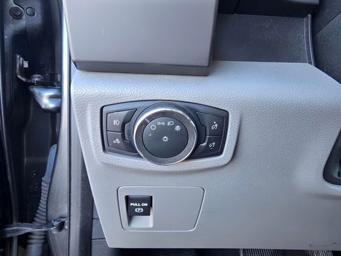 Used 2020 Ford F150 XLT image 20