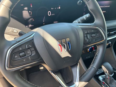 Used 2025 Buick Encore GX Preferred image 25