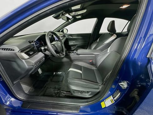 Certified 2025 Toyota Camry SE FWD image 12