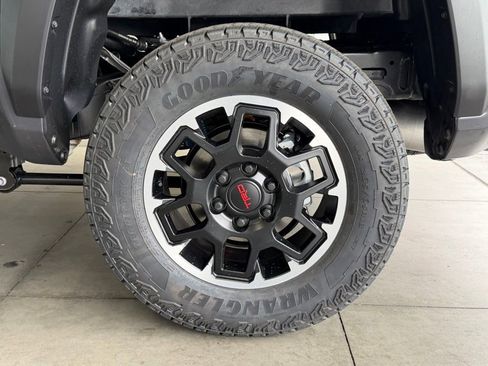 New 2026 Toyota Tacoma TRD Off-Road AWD/4WD image 14