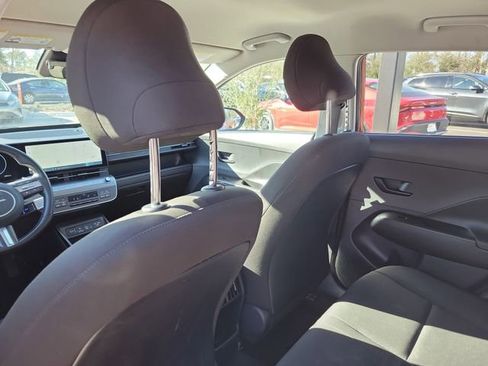 Used 2024 Hyundai Kona SEL w/ Convenience Package image 29