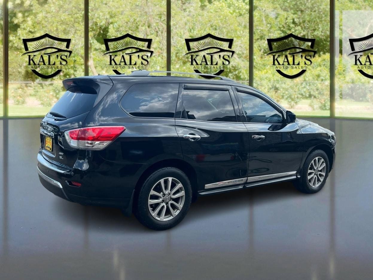 Used 2016 Nissan Pathfinder SL AWD/4WD image 5