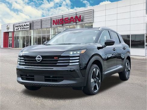 New 2026 Nissan Kicks SR image 3