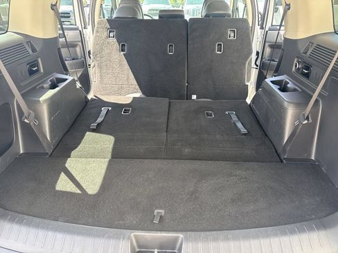 Used 2025 Hyundai Santa Fe SEL FWD image 15