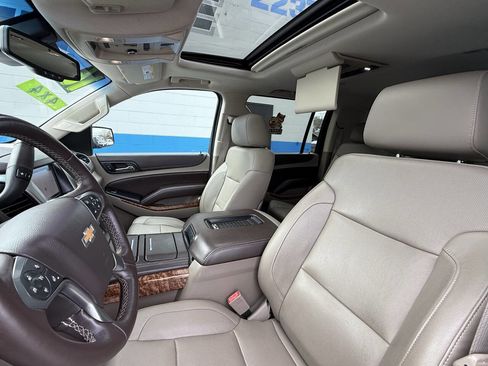 Used 2016 Chevrolet Suburban LTZ image 10