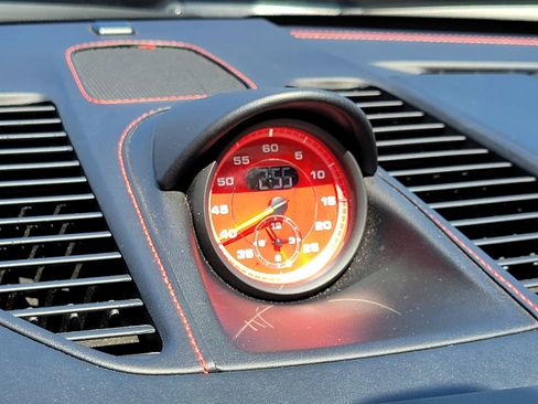 Certified 2015 Porsche 911 GT3 RWD image 17