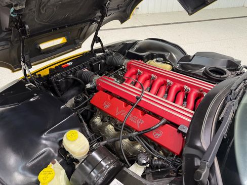 Used 2001 Dodge Viper RT/10 image 21