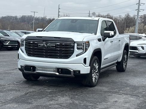 New 2026 GMC Sierra 1500 Denali Ultimate w/ LPO, Black Badging Package image 13