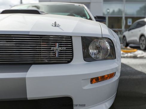 Used 2007 Ford Mustang GT RWD image 74