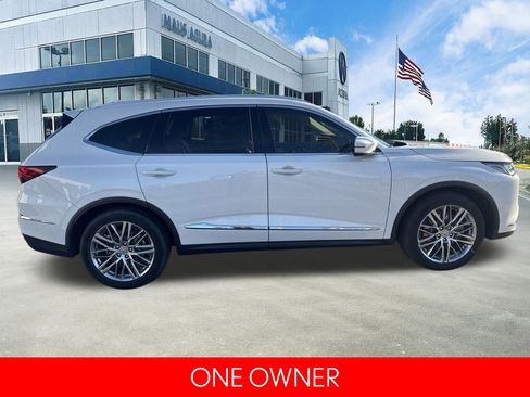 Used 2023 Acura MDX SH-AWD w/ Advance Package image 5