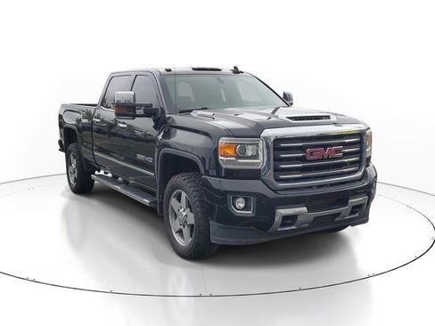 Used 2017 GMC Sierra 2500 SLT w/ All-Terrain HD Package AWD/4WD image 2