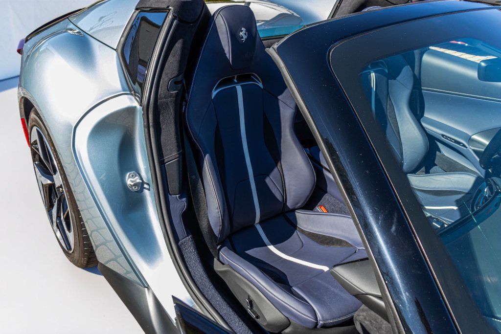 Certified 2026 Ferrari 12Cilindri Spider RWD image 51