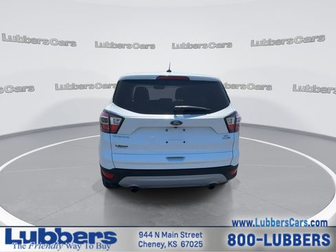 Used 2017 Ford Escape SE AWD/4WD image 7