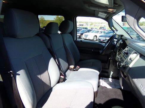 Used 2012 Ford F250 XLT image 25