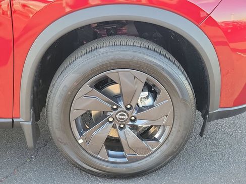 New 2026 Nissan Rogue SV FWD image 4