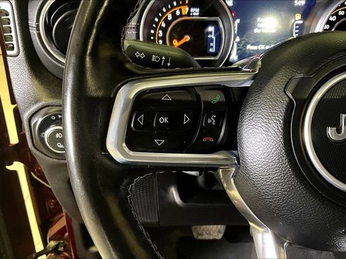 Used 2021 Jeep Gladiator Overland w/ Popular Equipment Package image 12