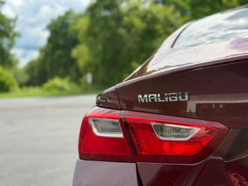 Used 2016 Chevrolet Malibu LT FWD image 39