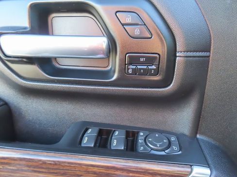 Used 2020 Chevrolet Silverado 3500 High Country w/ LPO, Hitch Package image 14