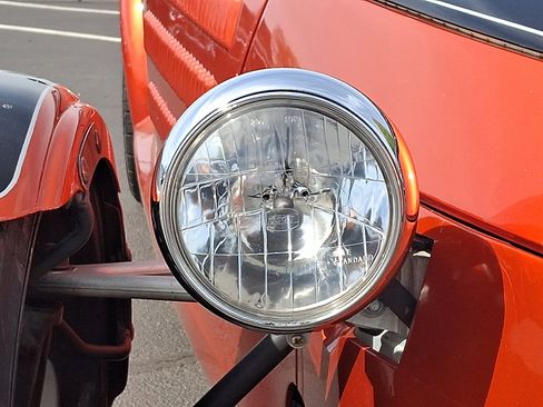 Used 2001 Plymouth Prowler RWD image 12