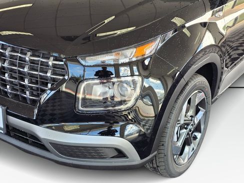 New 2026 Hyundai Venue SEL FWD image 10