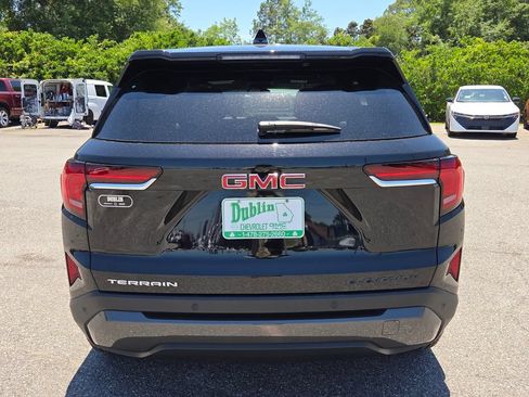Certified 2026 GMC Terrain Elevation FWD image 9
