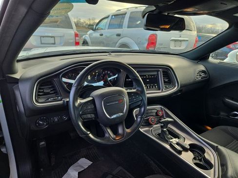 Used 2018 Dodge Challenger SXT w/ Blacktop Package image 5