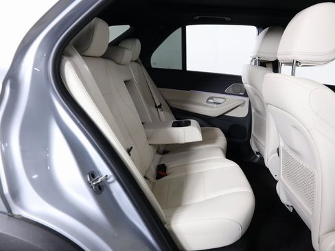 Used 2025 Mercedes-Benz GLE 350 4MATIC image 47