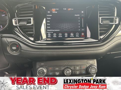 Used 2022 Dodge Durango SXT w/ Blacktop Package image 17
