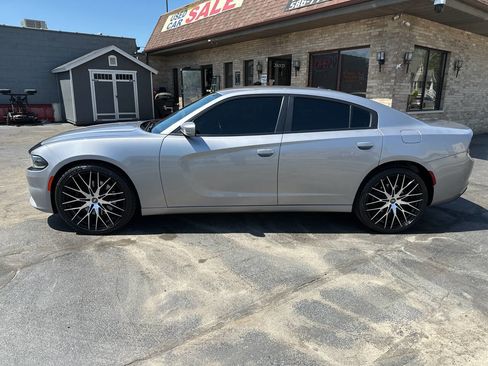 Used 2018 Dodge Charger Police w/ Convenience Group AWD/4WD image 12