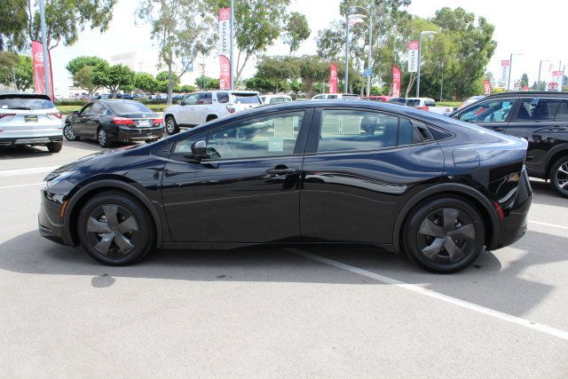 Certified 2026 Toyota Prius Plug-In Hybrid FWD image 6