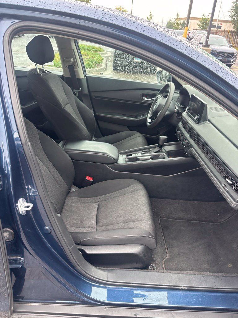 Certified 2024 Honda Accord EX image 10