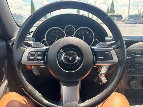 Used 2007 MAZDA MX-5 Miata Sport RWD image 2
