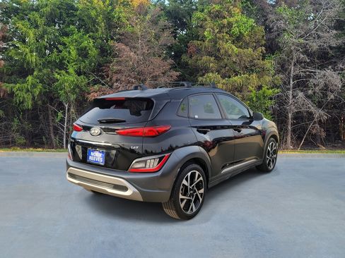 Used 2023 Hyundai Kona Limited image 17