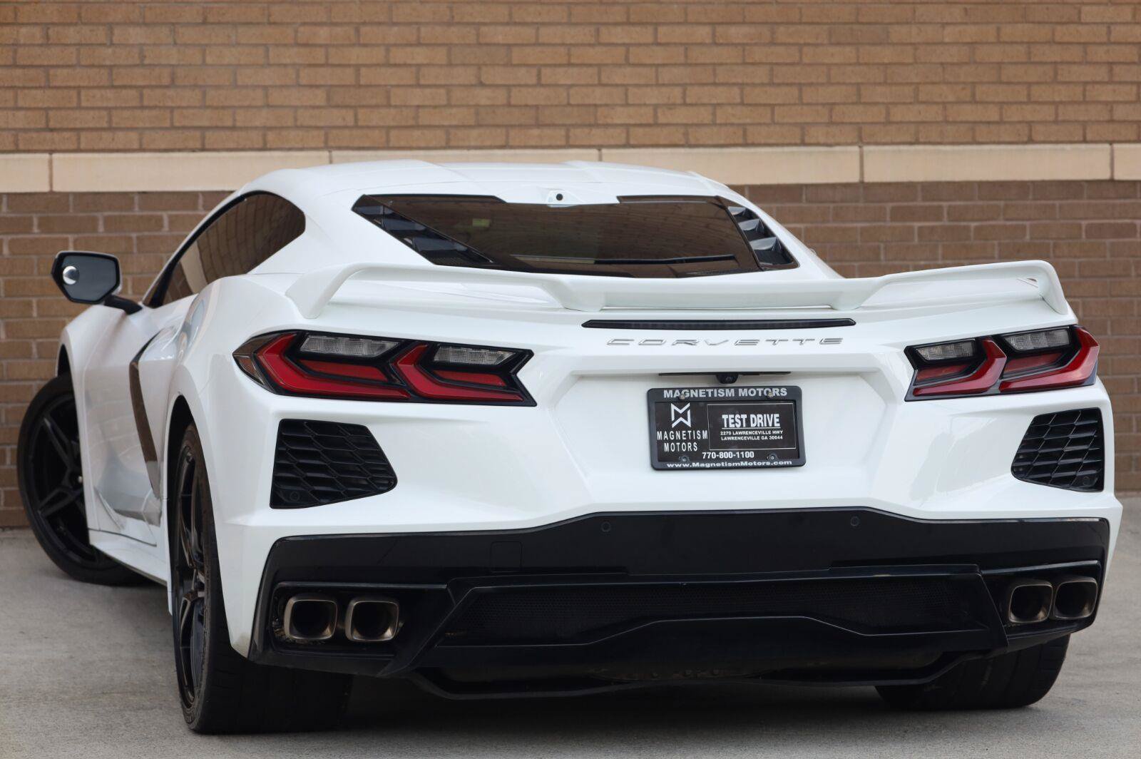 Used 2021 Chevrolet Corvette Stingray Preferred Cpe w/ Z51 Performance Package RWD image 11