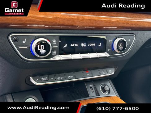 Used 2023 Audi Q5 2.0T Premium w/ Convenience Package AWD/4WD image 23