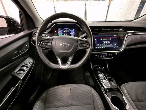 Used 2023 Chevrolet Bolt EUV LT w/ Driver Confidence Package image 5