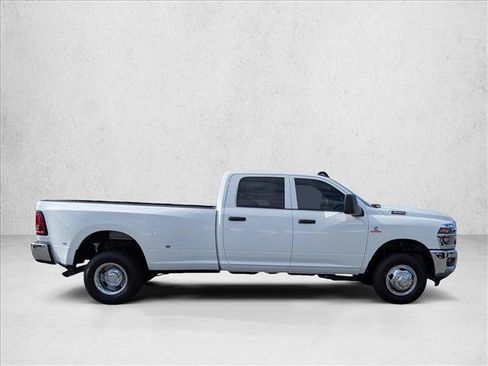 New 2026 RAM 3500 Tradesman w/ Chrome Appearance Group A AWD/4WD image 4