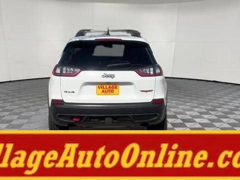 Used 2021 Jeep Cherokee Trailhawk w/ Trailer Tow Group AWD/4WD image 47