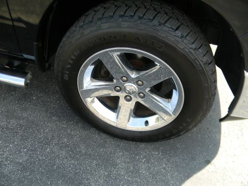 Used 2012 RAM 1500 Big Horn AWD/4WD image 2