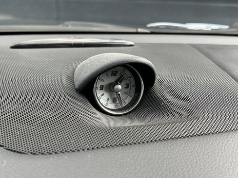 Used 2016 Mercedes-Benz SL 550 image 23