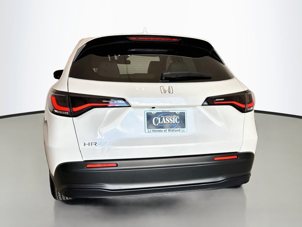 Used 2026 Honda HR-V LX image 6
