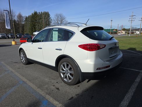 Used 2015 INFINITI QX50 Journey w/ Premium Package image 6