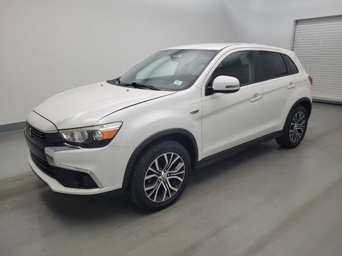 Used 2017 Mitsubishi Outlander Sport ES AWD/4WD image 2