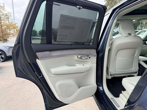 New 2026 Volvo XC90 B6 Ultra w/ Protection Package AWD/4WD image 15