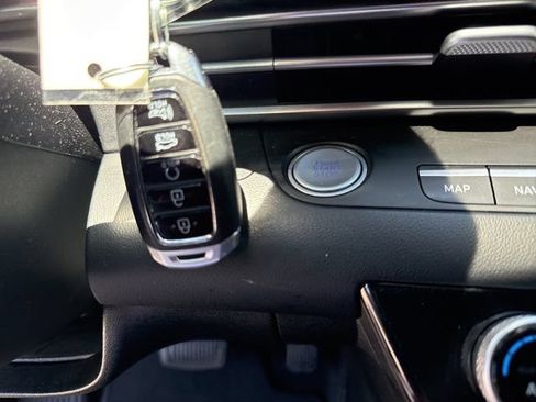 Used 2023 Hyundai Elantra SEL w/ Convenience Package FWD image 38