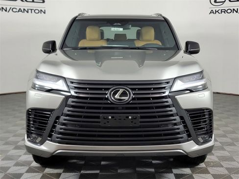 New 2025 Lexus LX 600 4WD w/ Luxury Package image 12