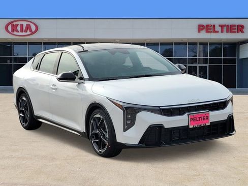 New 2025 Kia K4 GT-Line w/ GT-Line Sunroof Package FWD image 1